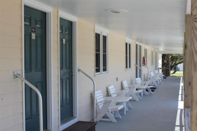 Pony Island Inn Ocracoke Exterior foto